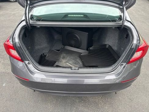 Used 2020 Honda Accord EX image 16