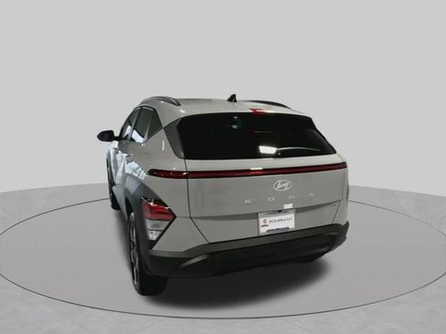 Used 2024 Hyundai Kona SEL AWD/4WD image 8