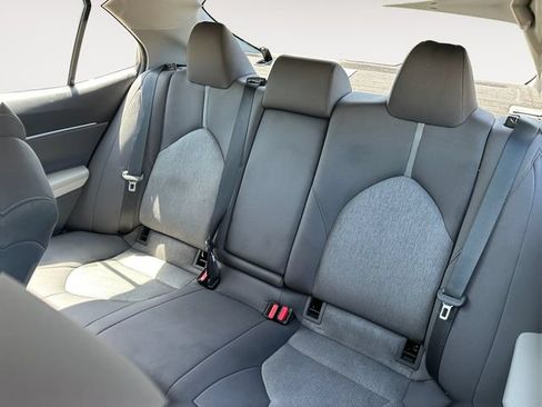 Used 2021 Toyota Camry LE FWD image 13