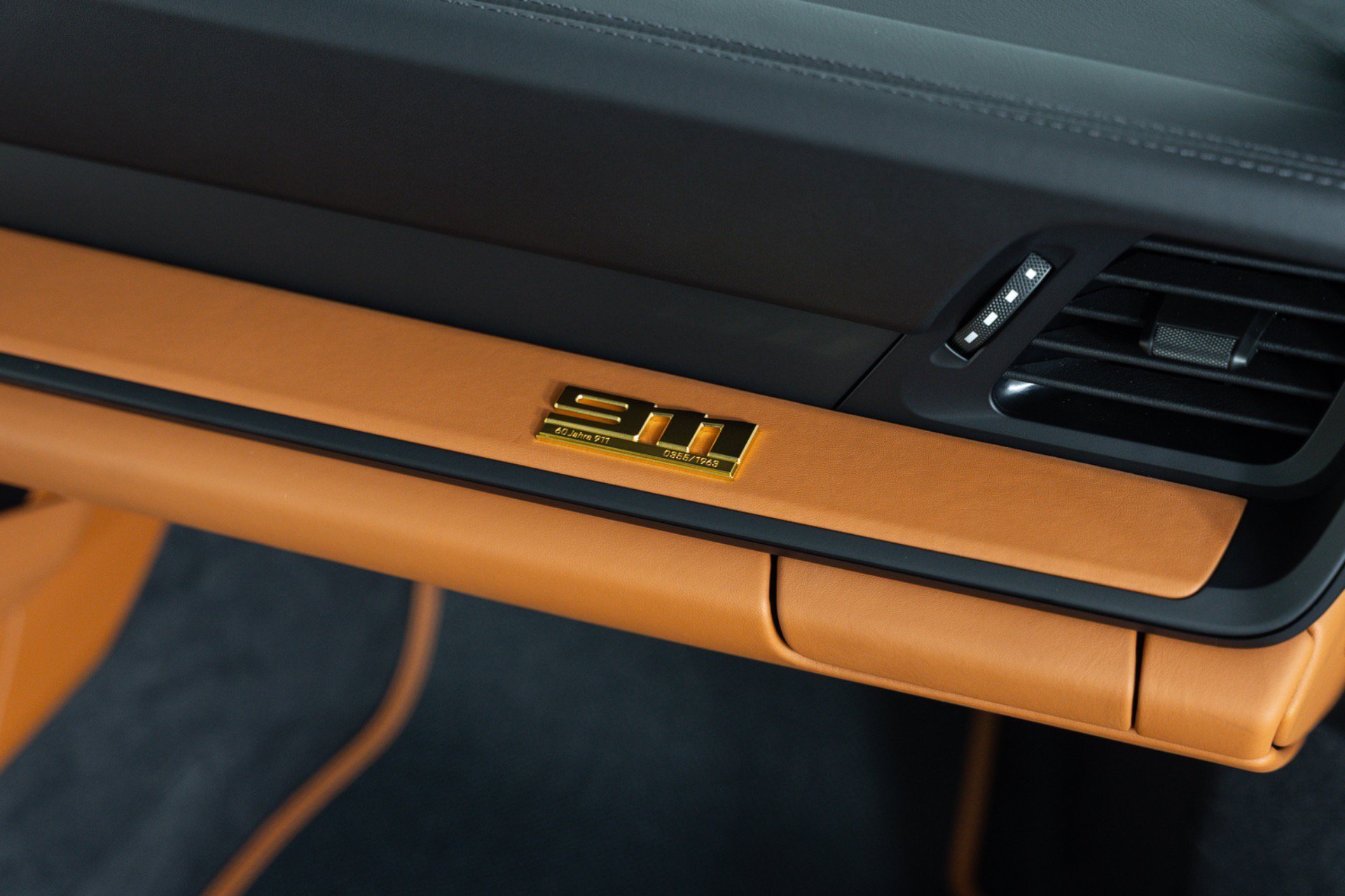 Used 2024 Porsche 911 GT3 RS RWD image 45