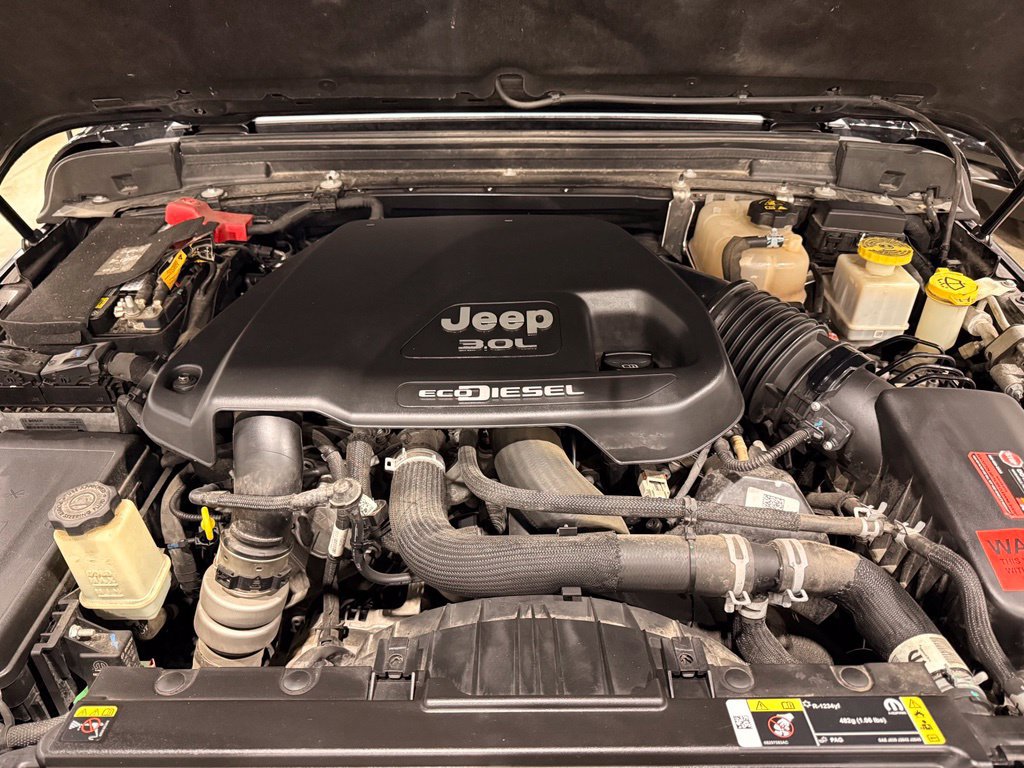 Used 2022 Jeep Gladiator Overland AWD/4WD image 11