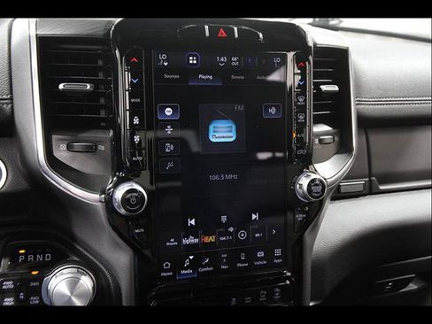 Used 2024 RAM 1500 Laramie AWD/4WD image 10