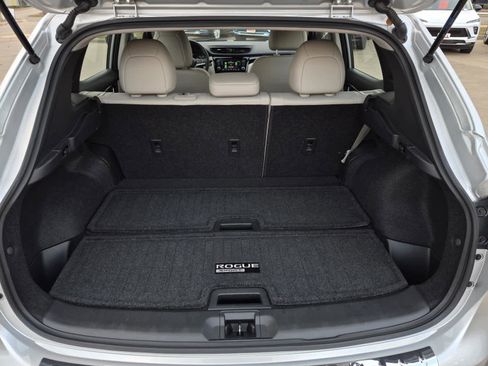 Used 2022 Nissan Rogue Sport SL image 9