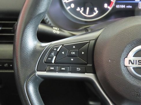 Used 2023 Nissan Sentra SV FWD image 44