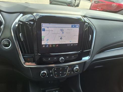 Used 2023 Chevrolet Traverse RS AWD/4WD image 23