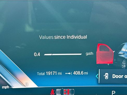 Certified 2023 BMW 330i Sedan w/ Convenience Package RWD image 12