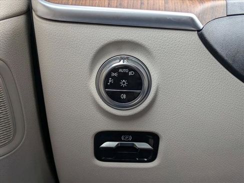 Certified 2025 Mercedes-Benz C 300 Sedan image 10