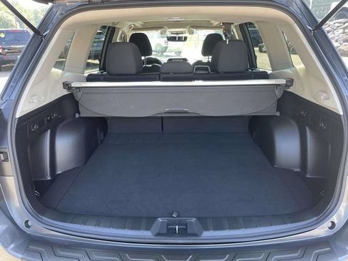 Used 2020 Subaru Forester Premium w/ Popular Package #1 AWD/4WD image 8