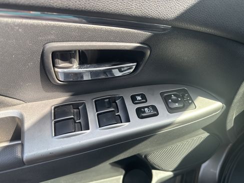 Used 2018 Mitsubishi Outlander Sport ES AWD/4WD image 11