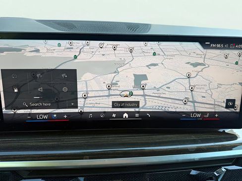 Used 2024 BMW X7 xDrive40i image 19