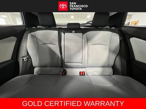 Certified 2022 Toyota Prius LE FWD image 12
