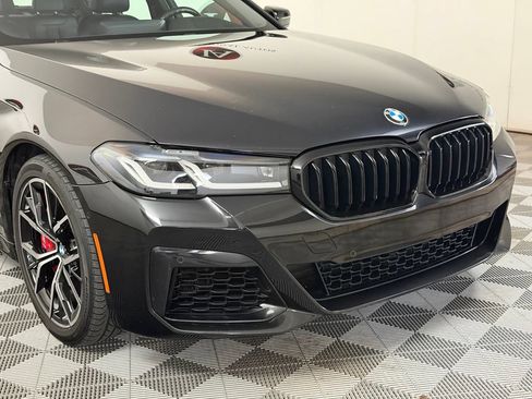 Used 2023 BMW 540i xDrive w/ Executive Package AWD/4WD image 16