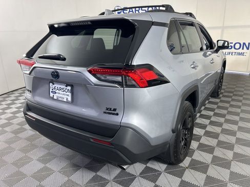 Used 2024 Toyota RAV4 XLE image 8