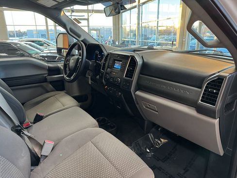 Used 2017 Ford F250 XLT image 17