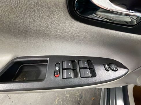 Used 2009 Chevrolet Impala LT image 19