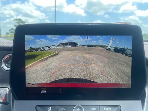 Used 2026 Chevrolet Blazer LT FWD image 24