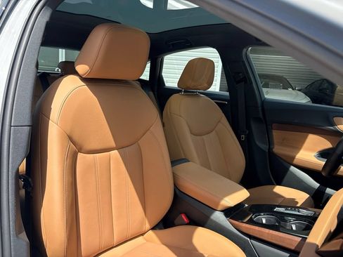 Used 2025 Audi A5 2.0T Premium w/ Convenience Package AWD/4WD image 16