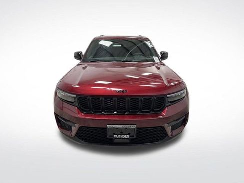 Used 2023 Jeep Grand Cherokee Altitude image 10