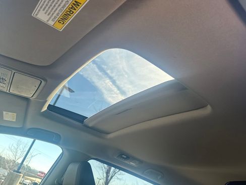 Used 2024 Honda Odyssey EX-L image 22