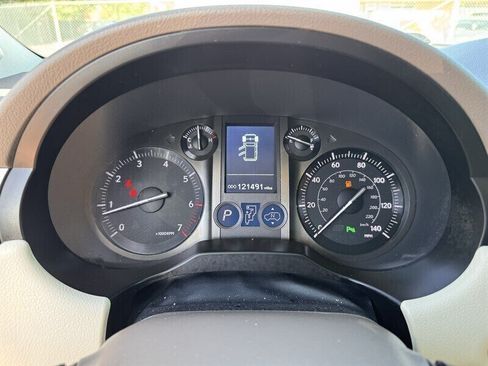 Used 2014 Lexus GX 460 Luxury AWD/4WD image 19