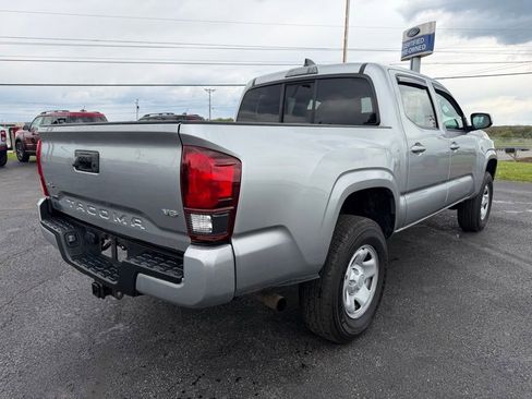 Used 2022 Toyota Tacoma SR AWD/4WD image 7