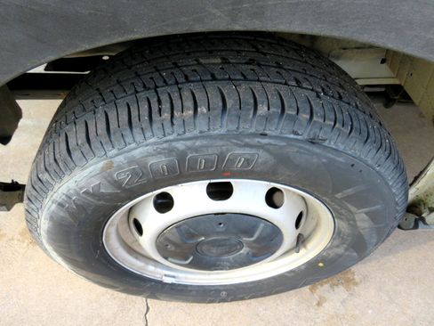 Used 2020 Ford Transit 250 Low Roof image 27