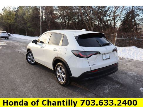 Used 2024 Honda HR-V LX image 5
