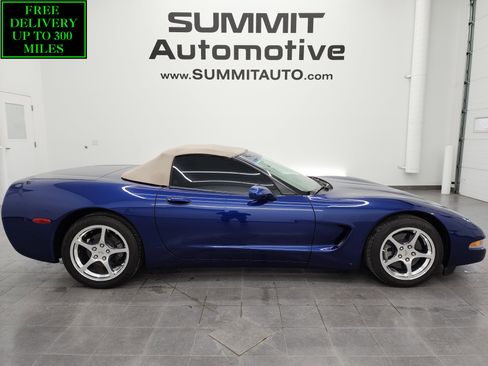 Used 2004 Chevrolet Corvette Convertible w/ Preferred Equipment Group image 1