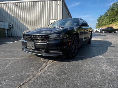 Used 2021 Dodge Charger SXT w/ Blacktop Package
