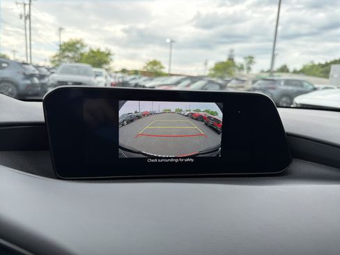 Used 2024 MAZDA MAZDA3 s FWD image 18