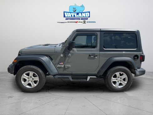 Certified 2020 Jeep Wrangler Sport AWD/4WD image 2