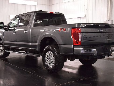 Used 2020 Ford F250 XLT w/ XLT Premium Package AWD/4WD image 5