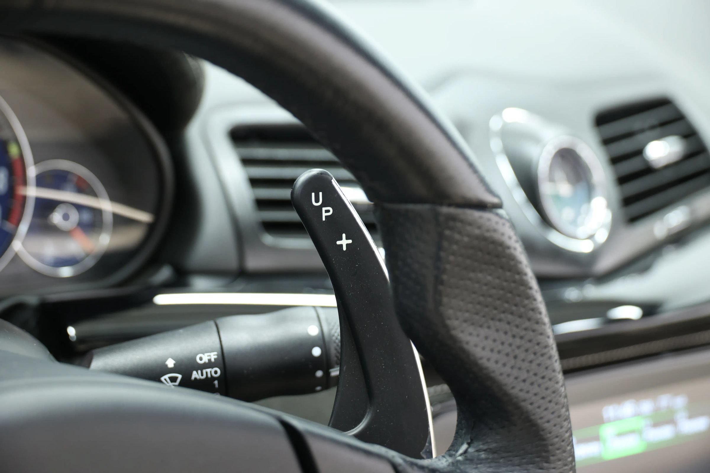 Used 2018 Maserati GranTurismo Sport RWD image 25