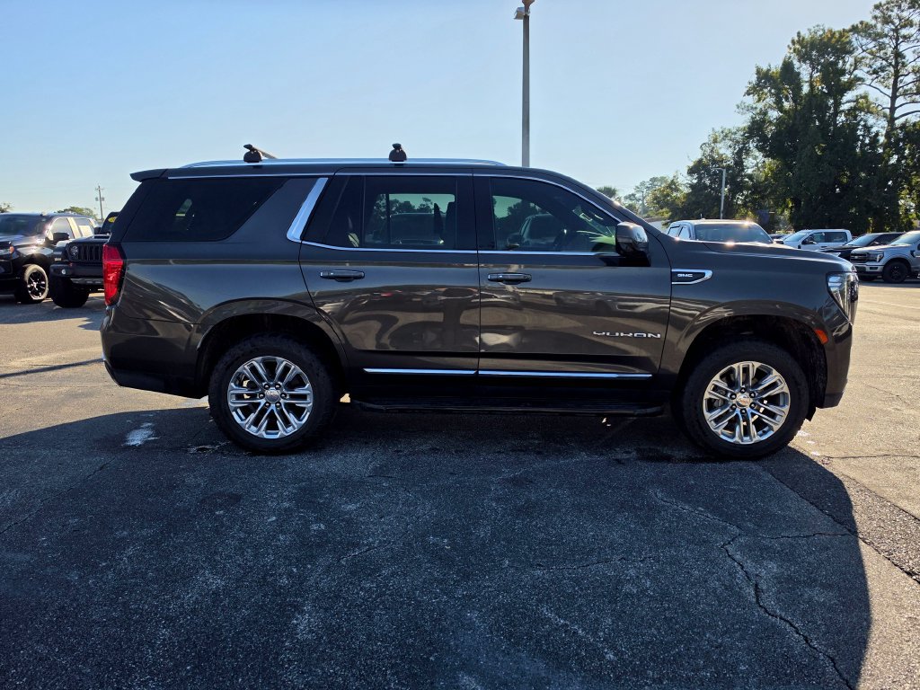 Used 2021 GMC Yukon SLT w/ SLT Premium Package RWD image 8