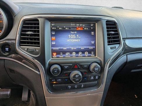 Used 2015 Jeep Grand Cherokee Overland image 10