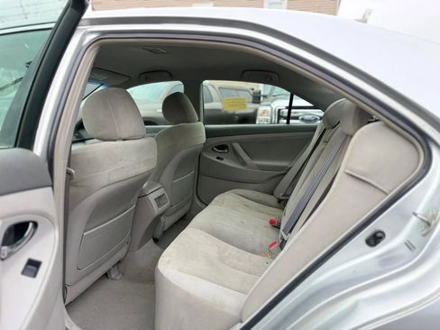 Used 2007 Toyota Camry LE image 9