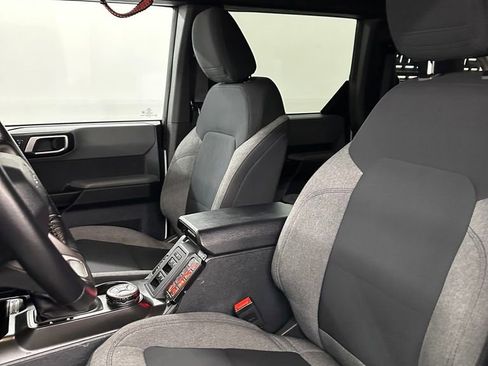 Used 2023 Ford Bronco Big Bend w/ Sasquatch Package AWD/4WD image 13