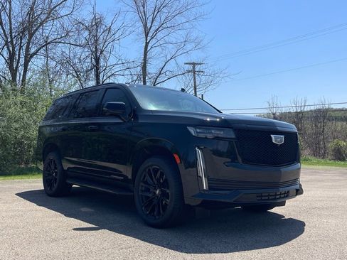 Certified 2024 Cadillac Escalade Sport w/ LPO, ONYX Package AWD/4WD image 1
