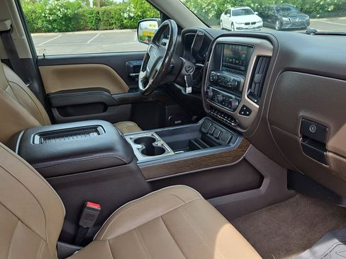Used 2018 GMC Sierra 1500 Denali w/ Denali Ultimate Package image 17
