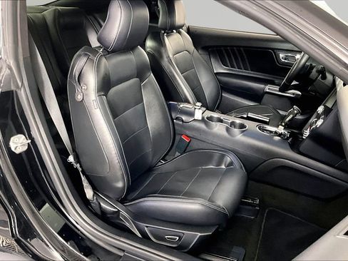 Used 2017 Ford Mustang Premium RWD image 26