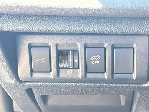 Used 2023 Subaru Outback Limited AWD/4WD image 16