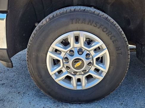 Used 2025 Chevrolet Silverado 2500 LT w/ Convenience Package AWD/4WD image 33