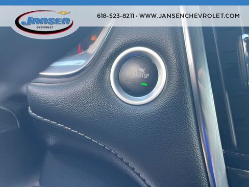 Certified 2023 Chevrolet Traverse Premier FWD image 16