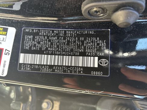 Used 2021 Toyota Camry XLE w/ Navigation Package AWD/4WD image 35