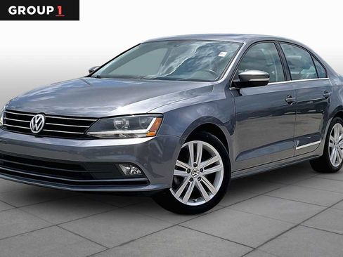 Used 2017 Volkswagen Jetta SEL FWD image 1