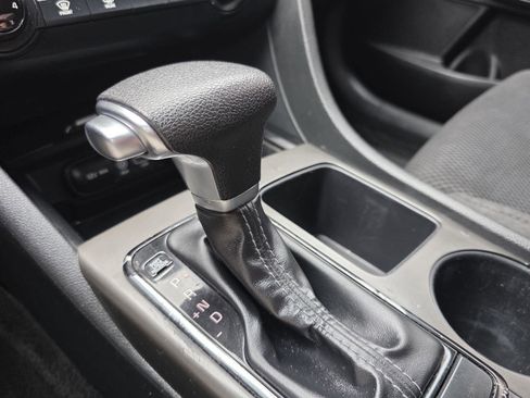 Used 2020 Kia Optima LX FWD image 15