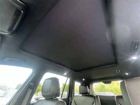 Used 2021 Cadillac XT6 Premium Luxury image 22