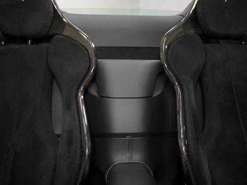 Used 2025 Ferrari SF90 Spider AWD/4WD image 48