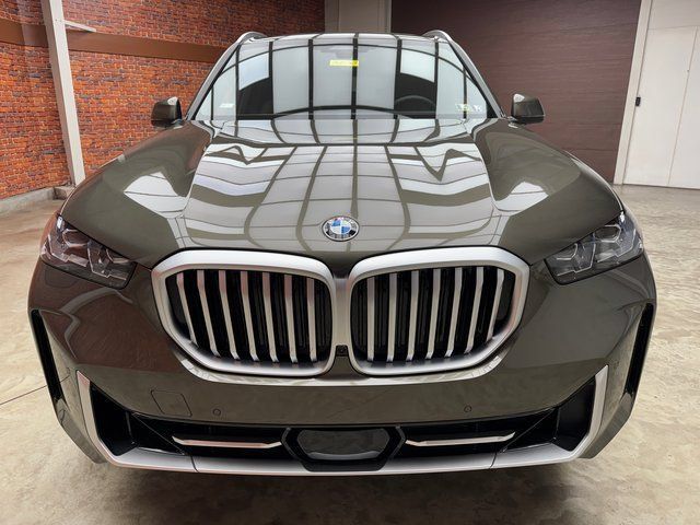 Used 2026 BMW X5 xDrive40i AWD/4WD image 8