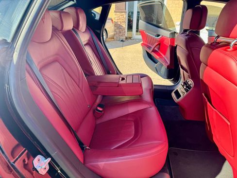 Used 2019 Maserati Quattroporte S Q4 AWD/4WD image 22